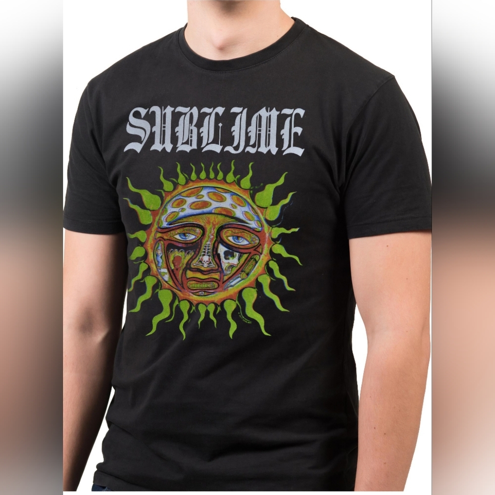 Old Navy black t-shirt iconic "sun" logo of the California ska-punk Band SUBLIME - Picture 1 of 7